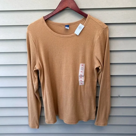 BNWT Old Navy Women's Long Sleeve Ribbed Tee - Tan - Picture 1 of 8